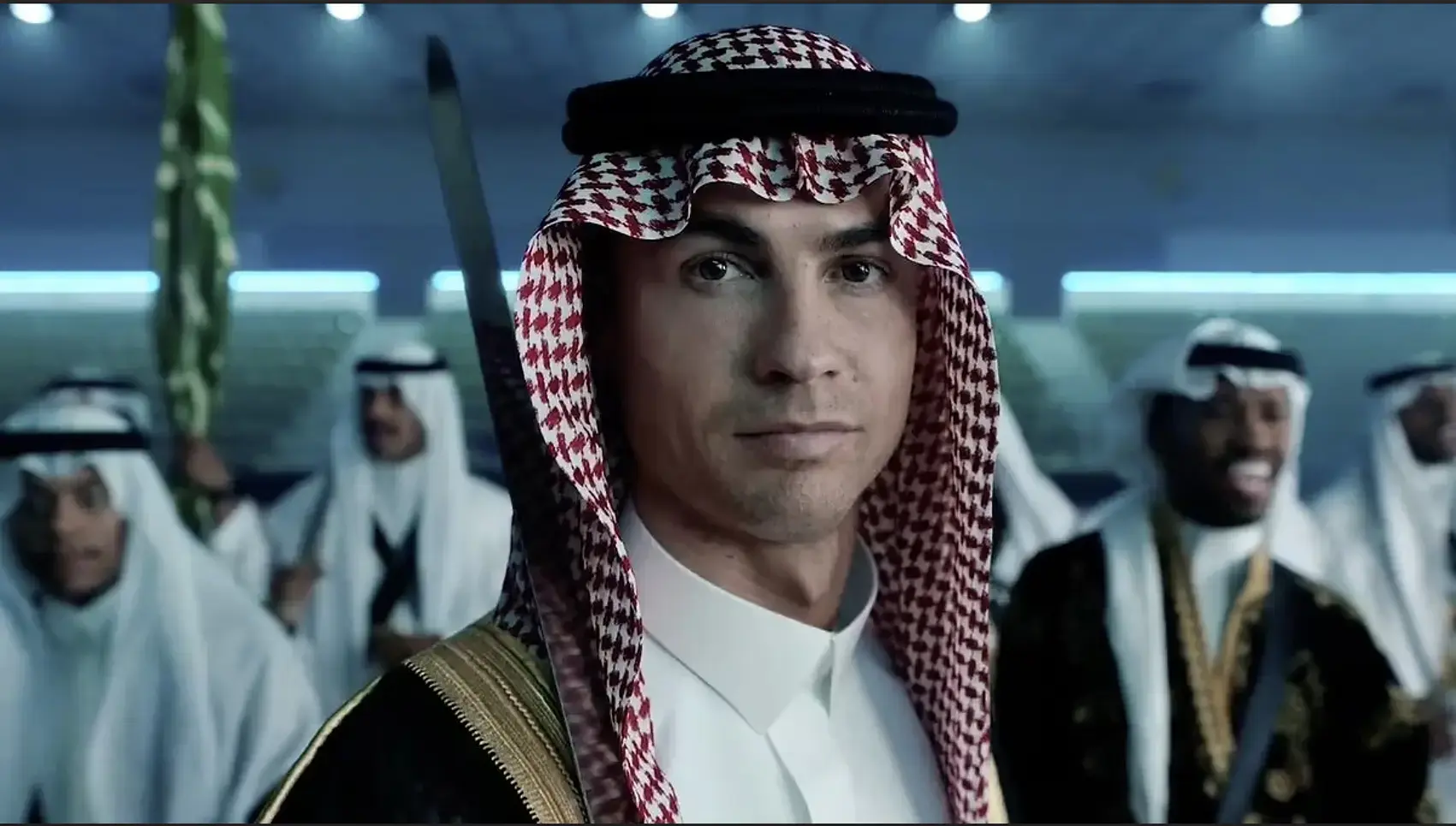 CR7 Christiano Ronaldo mit Schwert der Gerechtigkeit in Saudi Arabien