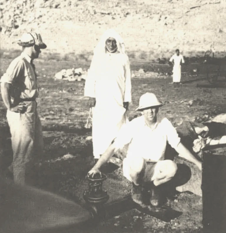 Die Begeisterung war groß, als die Ventile für den Test an der Bohrung Dammam Nr. 1 geöffnet wurden, doch im 21-stündigen Test lieferte die Bohrung nur 98 Barrel Öl